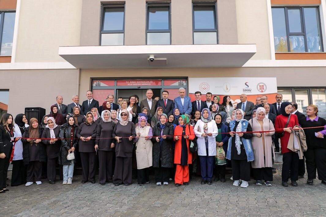 Kütahya Valisi Işın: "Kadınlarımız toplumun direğidir"