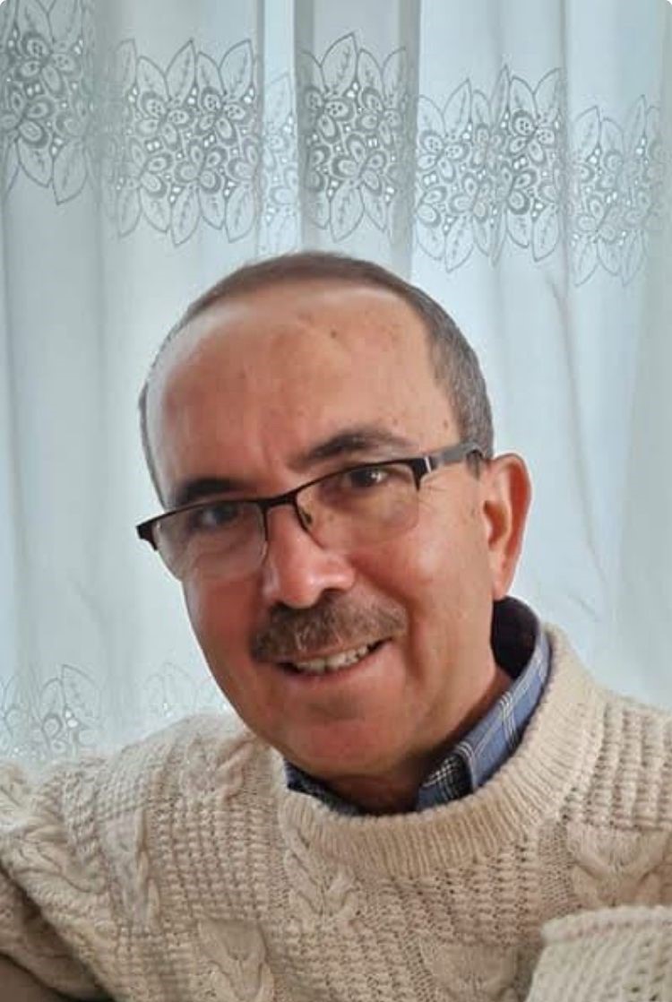 Devrilen trakt&ouml;r&uuml;n altında kalan &ccedil;ift&ccedil;i hayatını kaybetti
