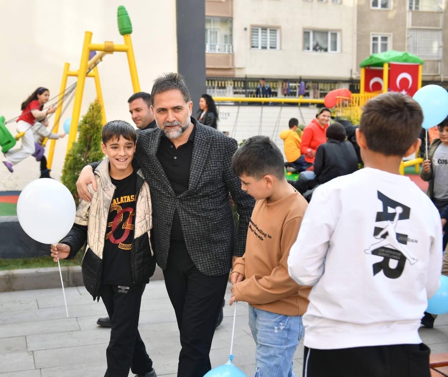 Şelale Evler Parkı hizmete girdi