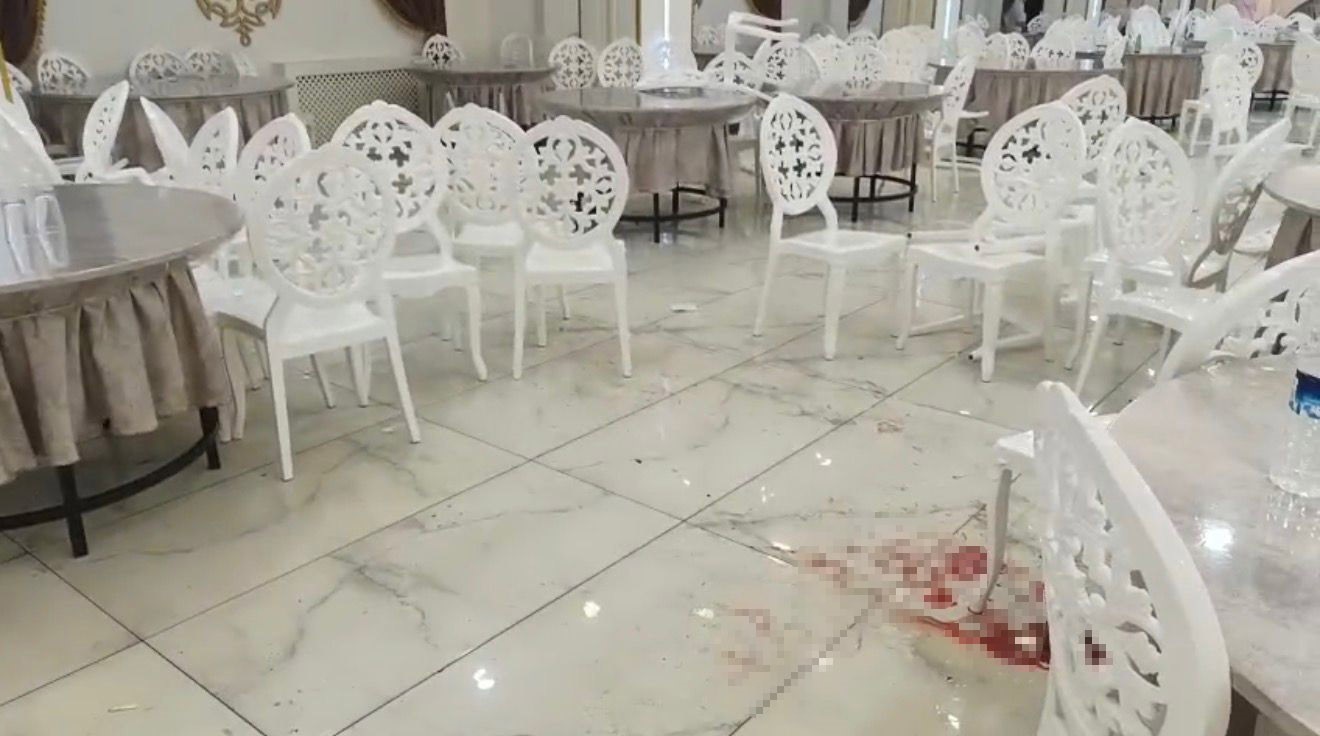 Diyarbakır’daki bir düğün salonunda çıkan kavgada 2 kişi yaralandı
