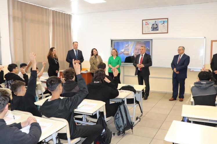 Bozüyük’te Kaymakam ve Milli Eğitim Müdüründen okul ziyaretleri