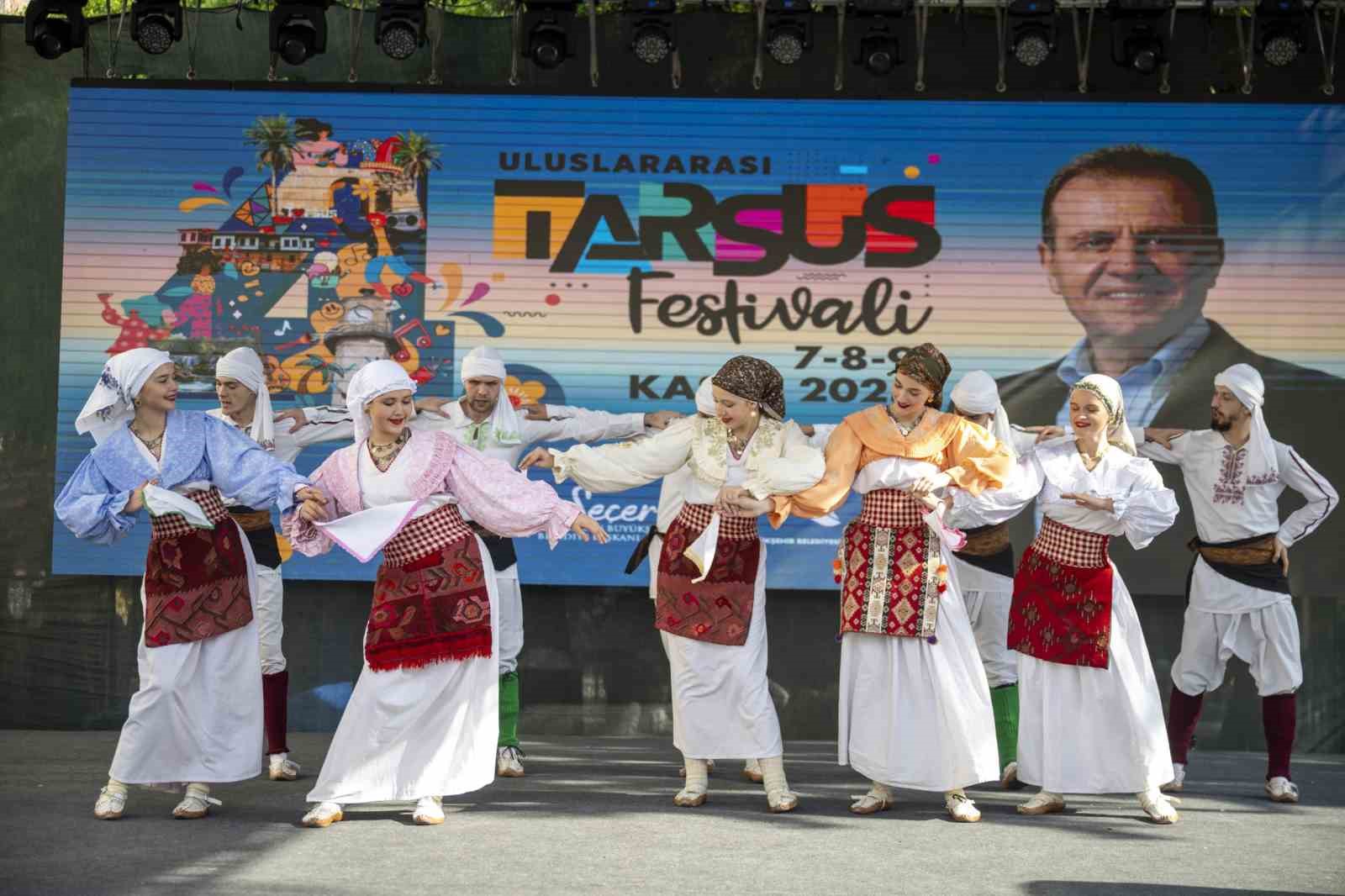 &lsquo;4. Uluslararası Tarsus Festivali&rsquo; t&uuml;m coşkusuyla s&uuml;r&uuml;yor

