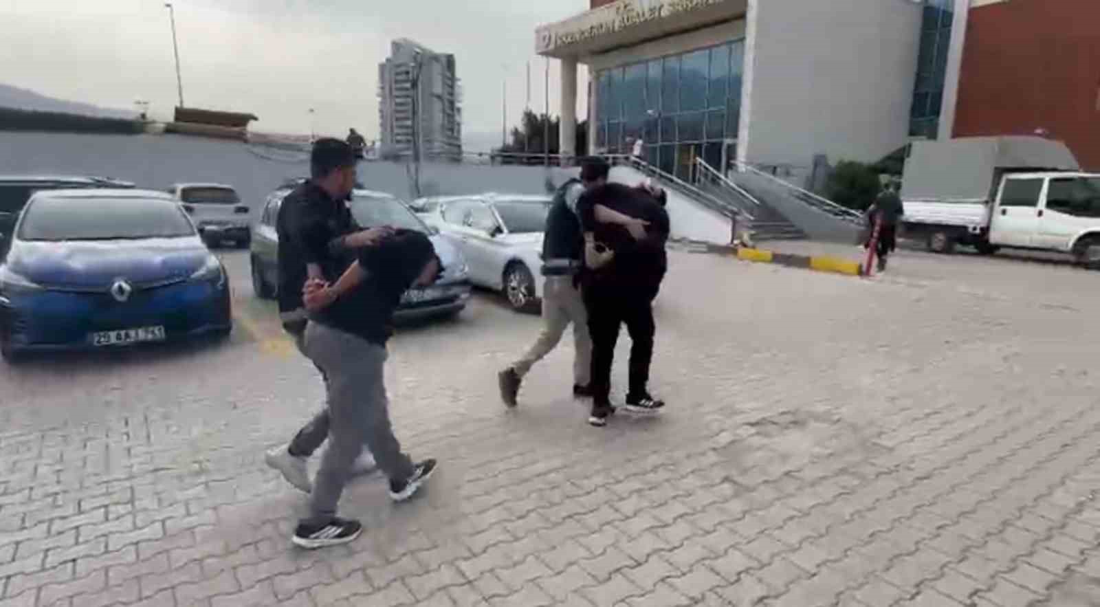 İskenderun’da aranan 2 şahıs yakalandı