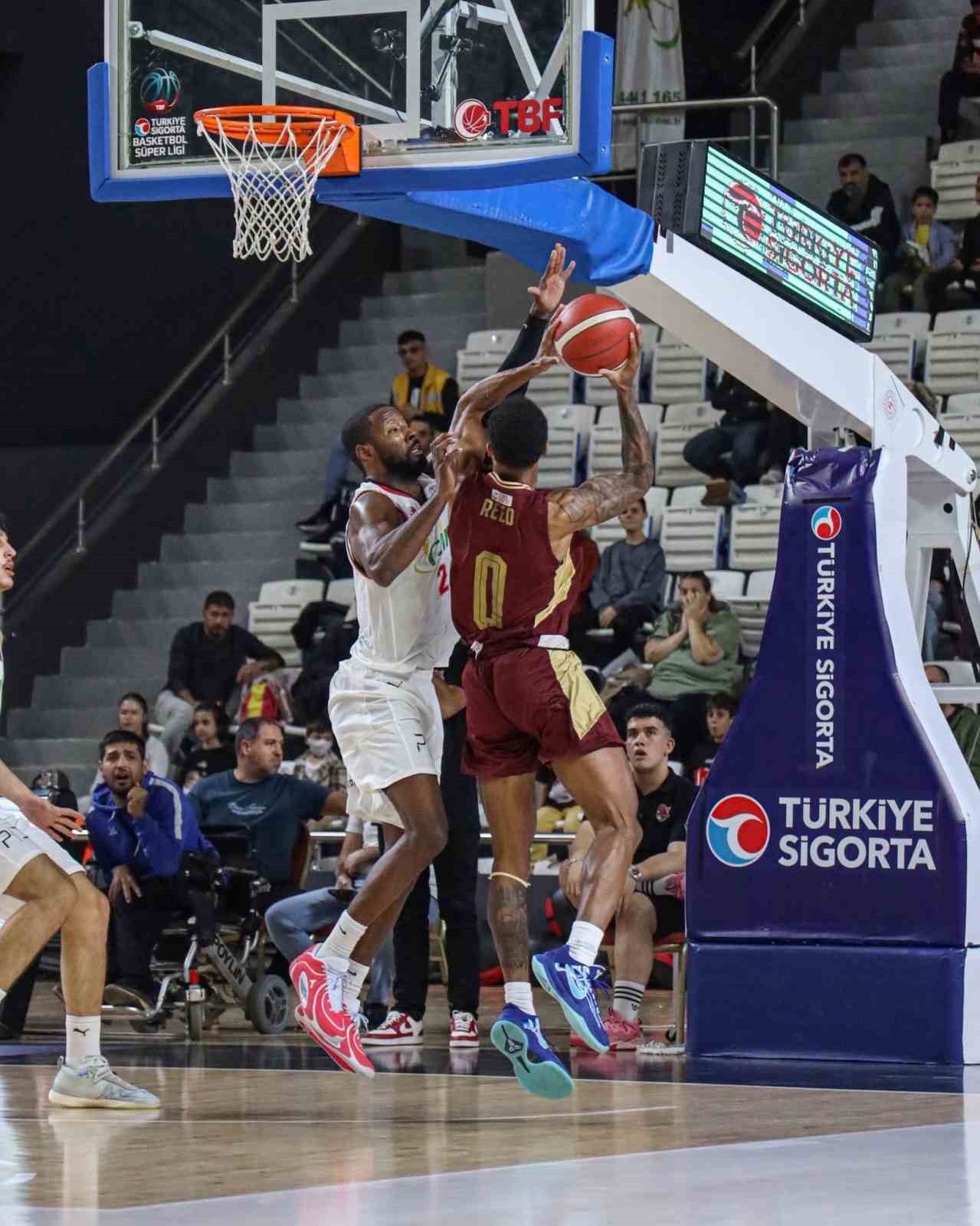 Basketbol S&uuml;per Ligi: Glint Manisa Basket: 82 - Trabzonspor: 93
