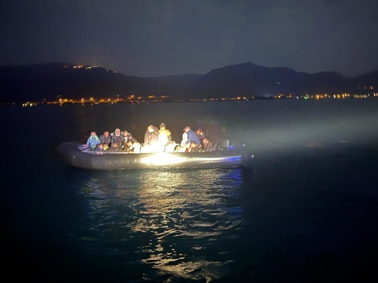 Çanakkale’de 34 kaçak göçmen yakalandı