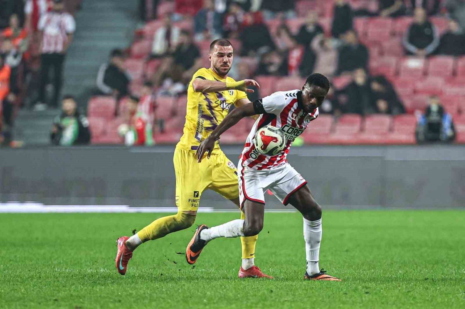 Trendyol Süper Lig: Samsunspor: 1 - Eyüpspor: 0 (Maç sonucu)