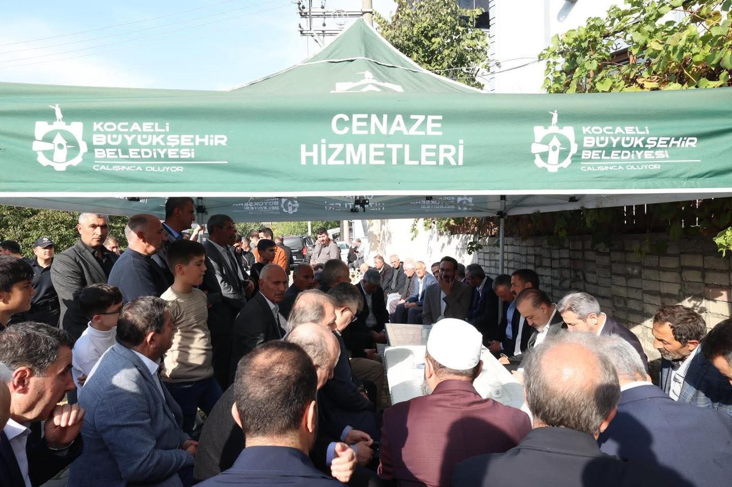 Başkan B&uuml;y&uuml;kakın&rsquo;dan acılı ailelere taziye ziyareti: "Bu acı hepimizin"
