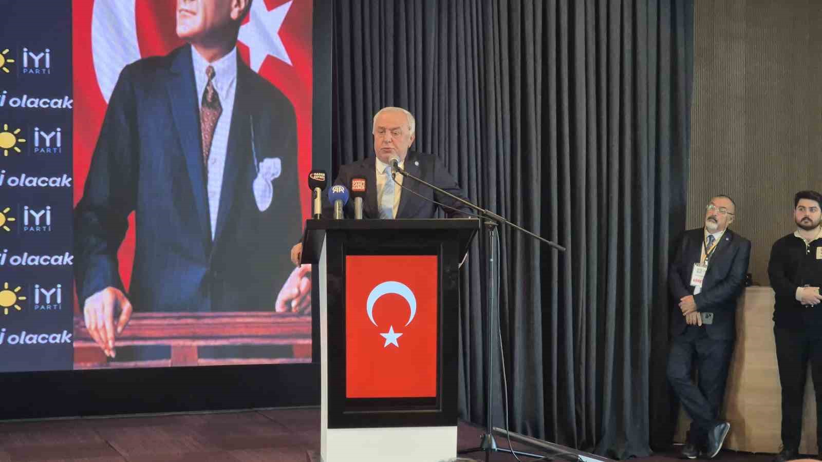 İYİ Parti Samsun İl Başkanı Hasan Aksoy güven tazeledi