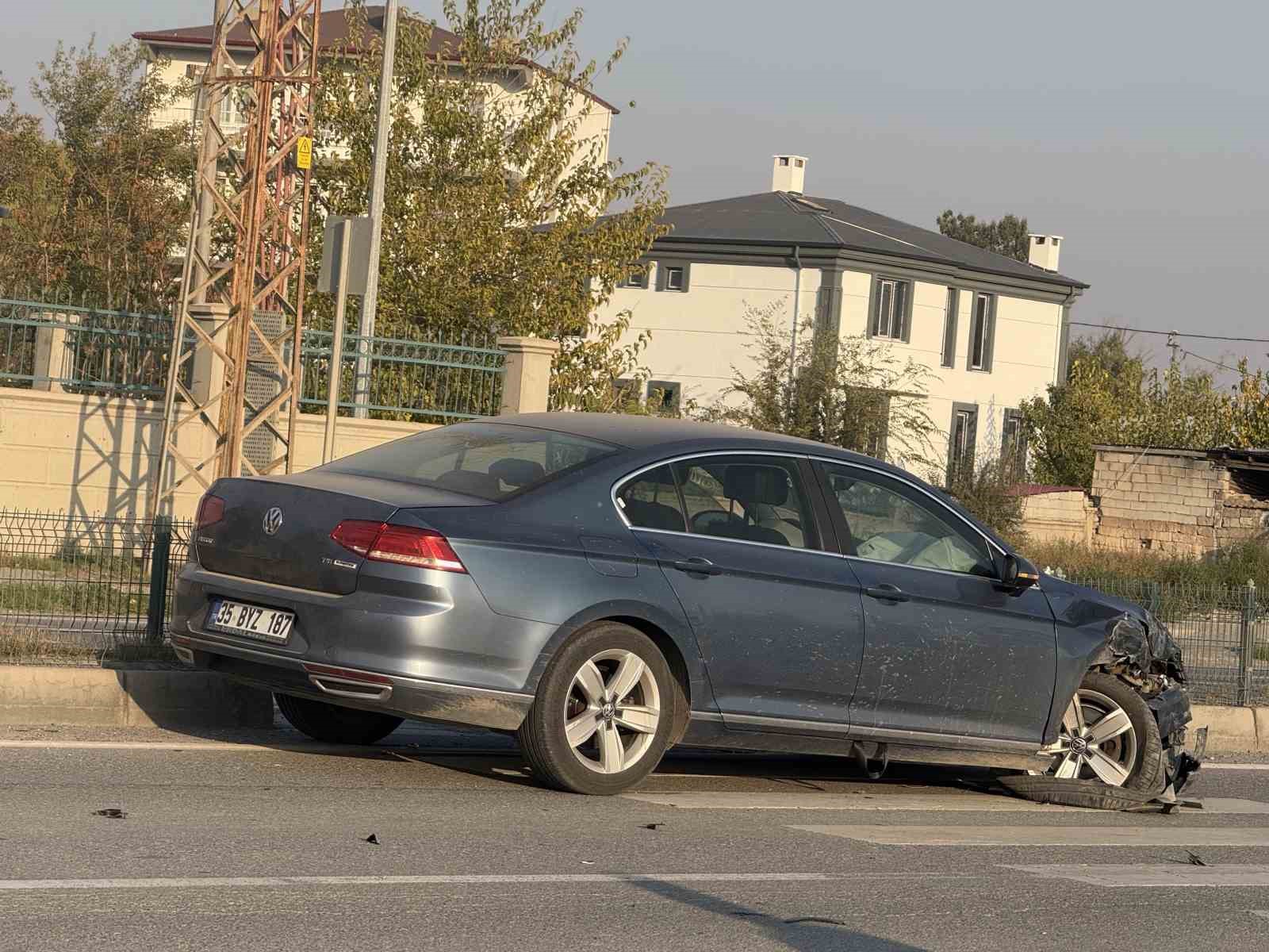 Iğdır’da maddi hasarlı trafik kazası