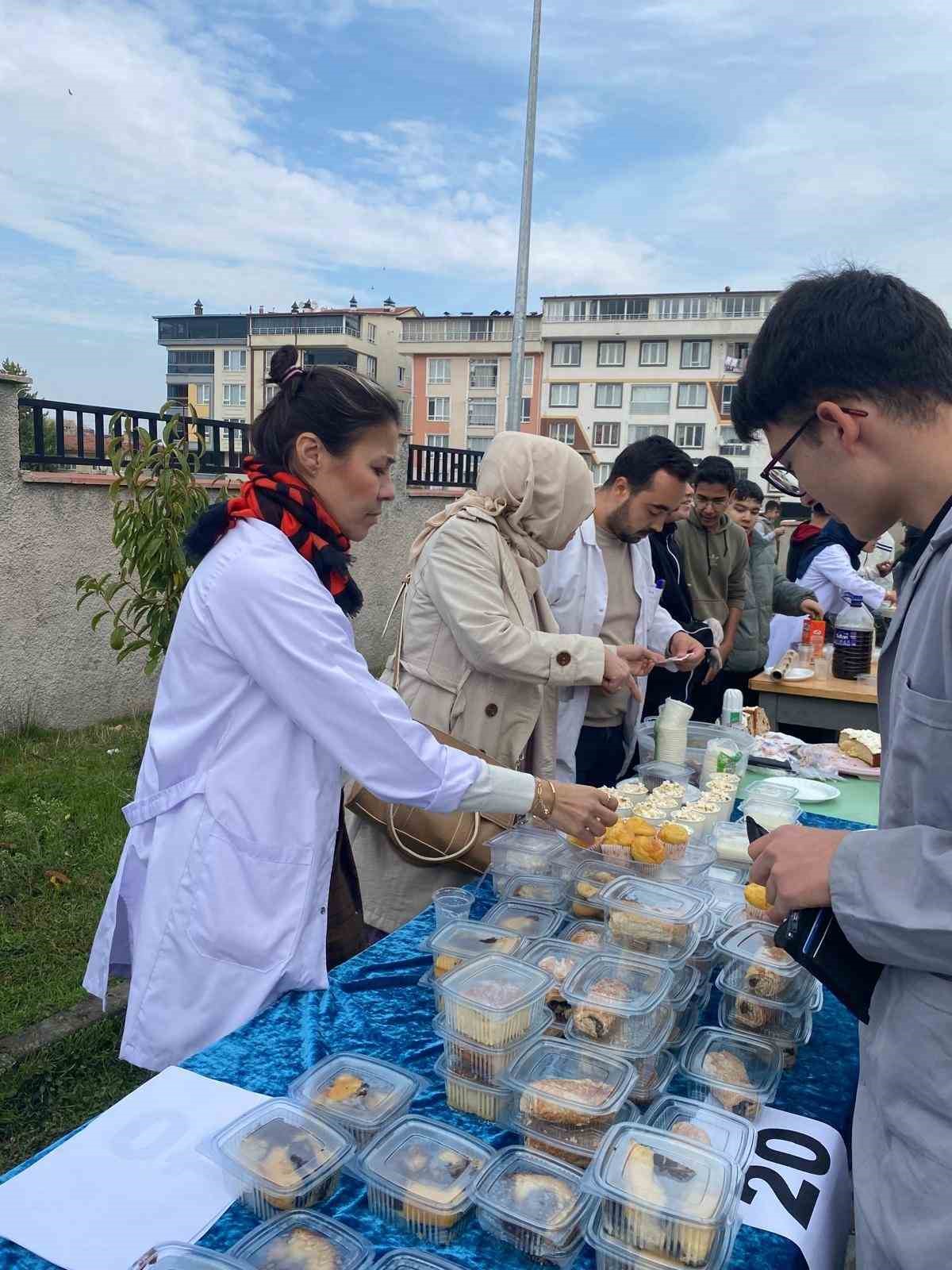 Kütahya MTAL’den Filistin’e 45 bin TL destek
