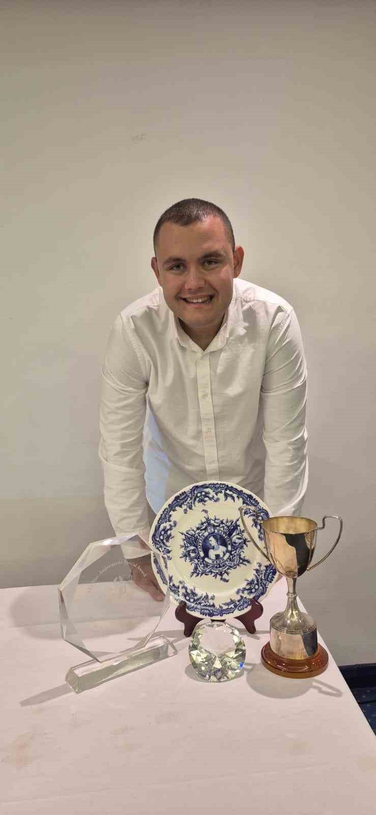 Dünyadaki ilk otizmli maraton yüzücüsü Tuna Tunca Türkiye’nin gururu oldu