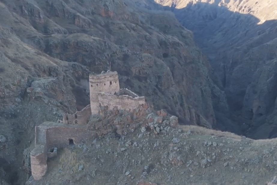 Tarihi Şeytan Kalesi havadan görüntülendi