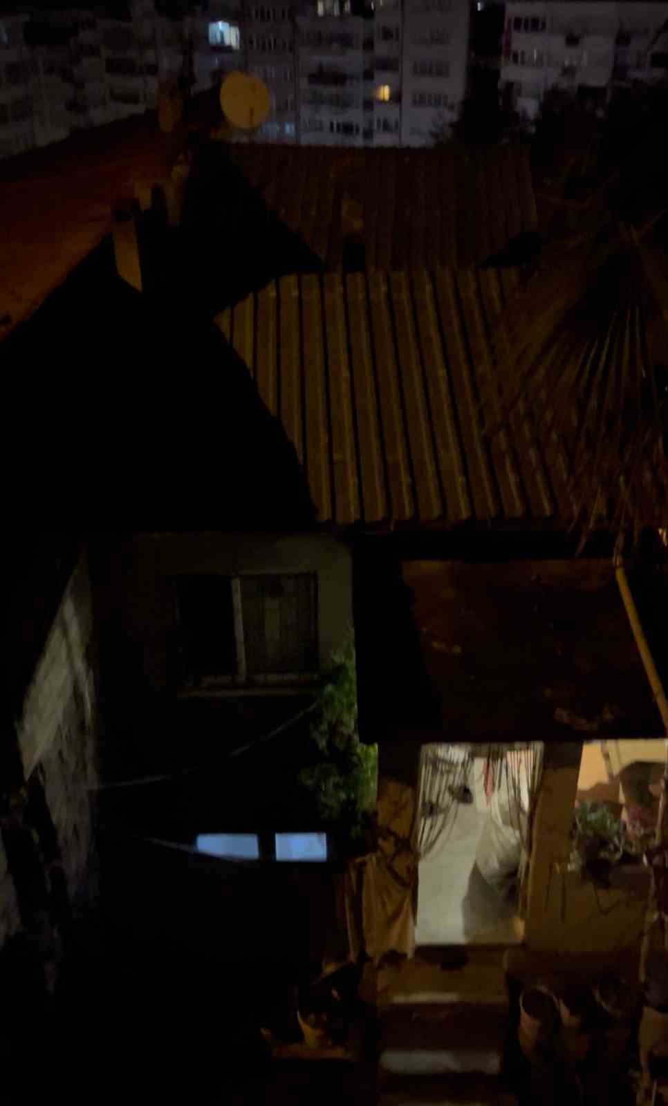 Bahçeye çıkan kadın cesetle karşılaştı