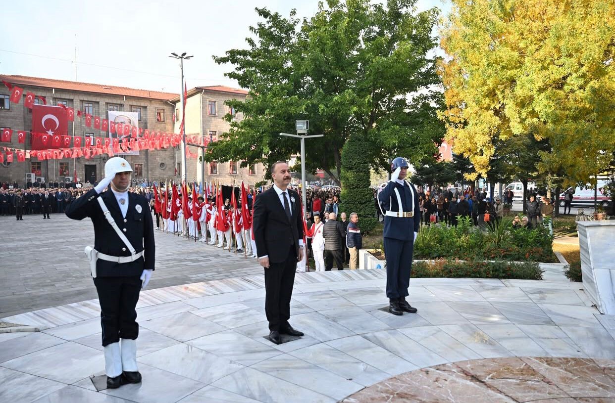 Atatürk vefatının 87’nci yıl dönümünde Isparta’da törenle anıldı