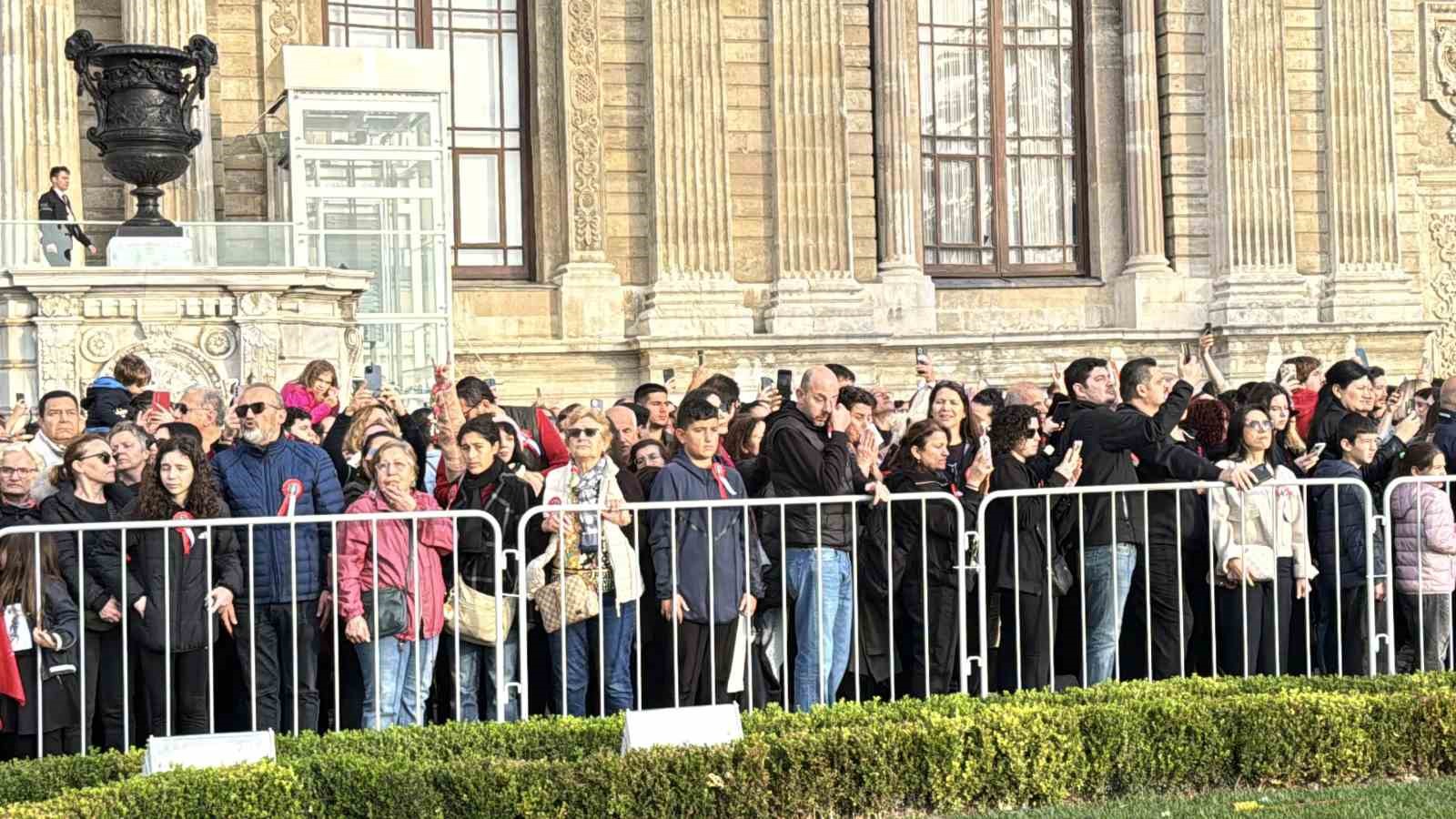 Gazi Mustafa Kemal Atatürk, Dolmabahçe Sarayı’nda anıldı