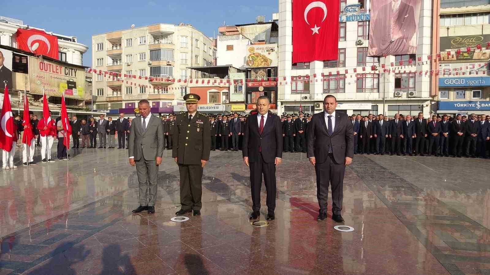 Sınır kenti Kilis’te 10 Kasım Atatürk’ü Anma töreni düzenlendi