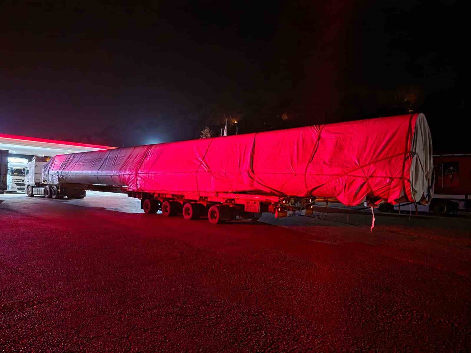 Pozantı’da feci kaza: Otomobil sürücüsü hayatını kaybetti