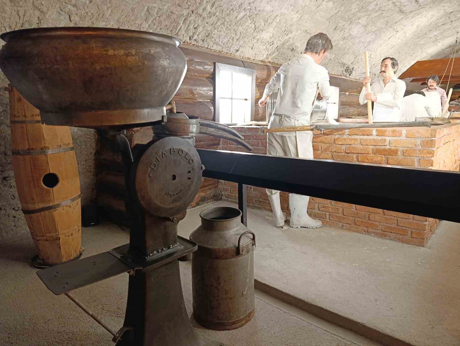 Kars Peynir M&uuml;zesi yoğun ilgi g&ouml;r&uuml;yor
