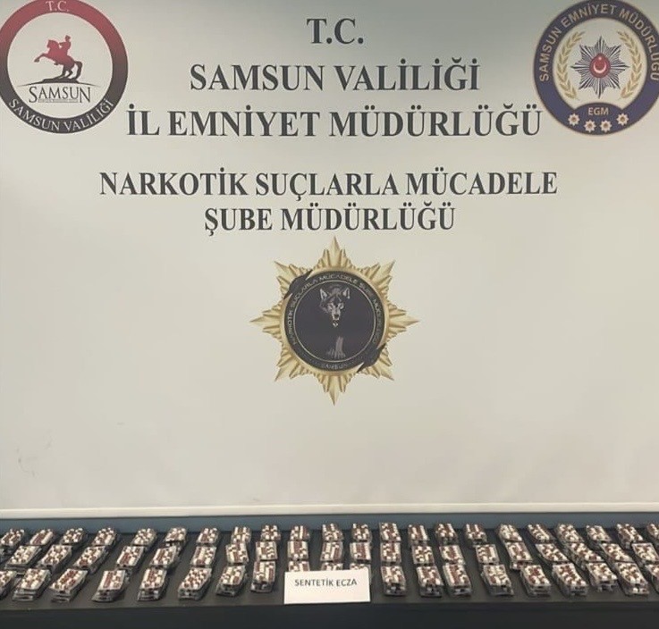 Narkotik operasyonunda 4 ilçede uyuşturucu madde ele geçirildi: 8 kişi yakalandı