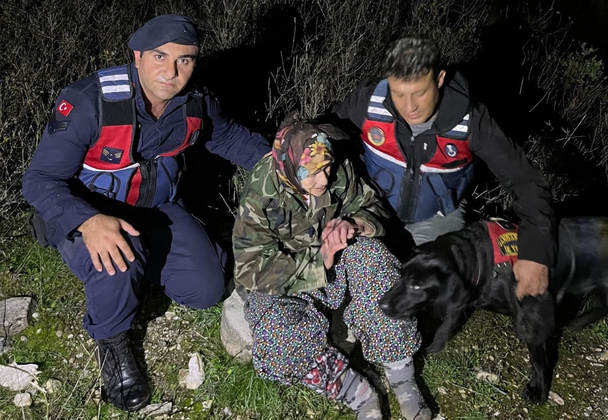Kayıp olarak aranan alzaymır hastası kadın bulundu