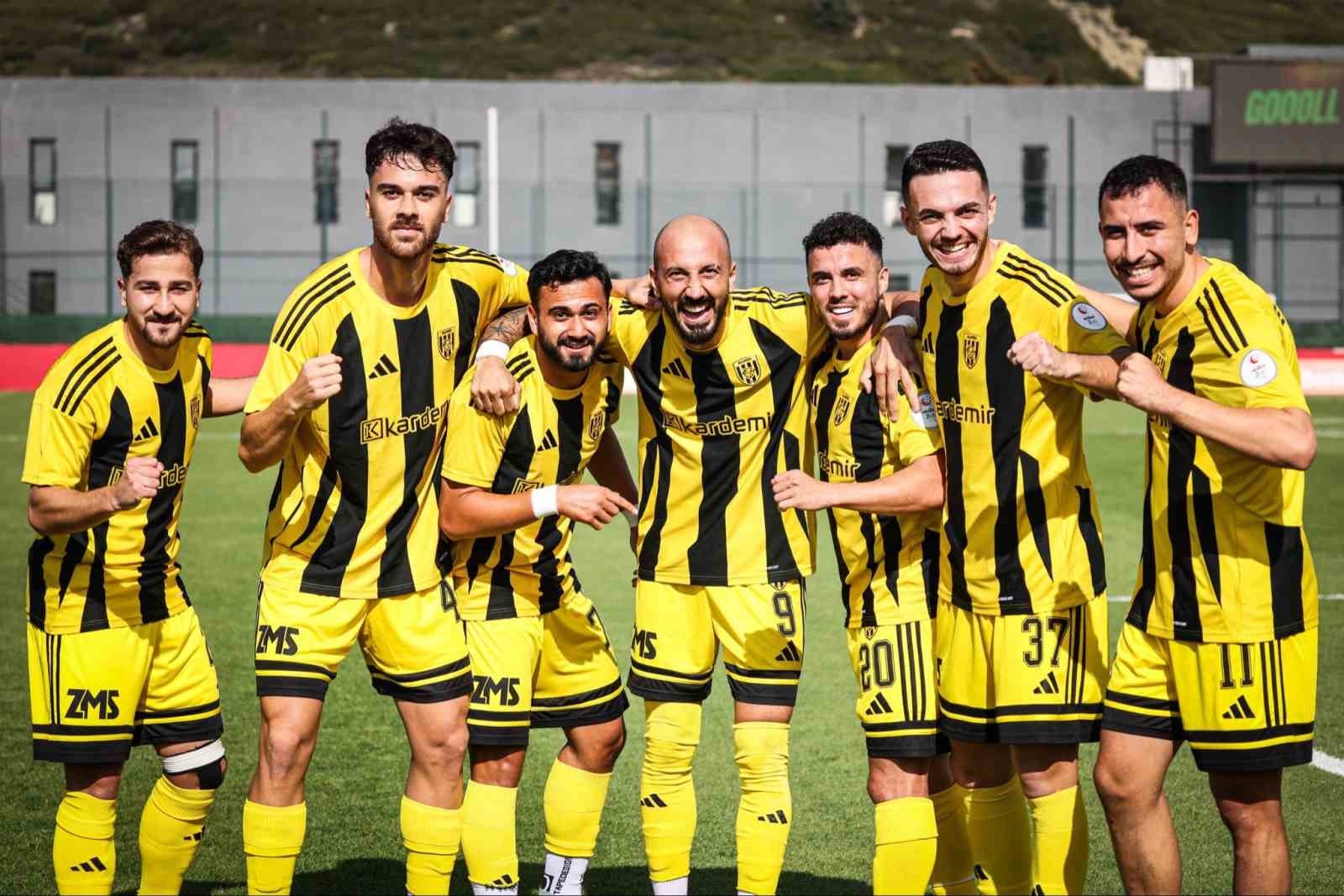 Aliağa FK, hem savunmasıyla hem de hücumuyla öne çıkıyor
