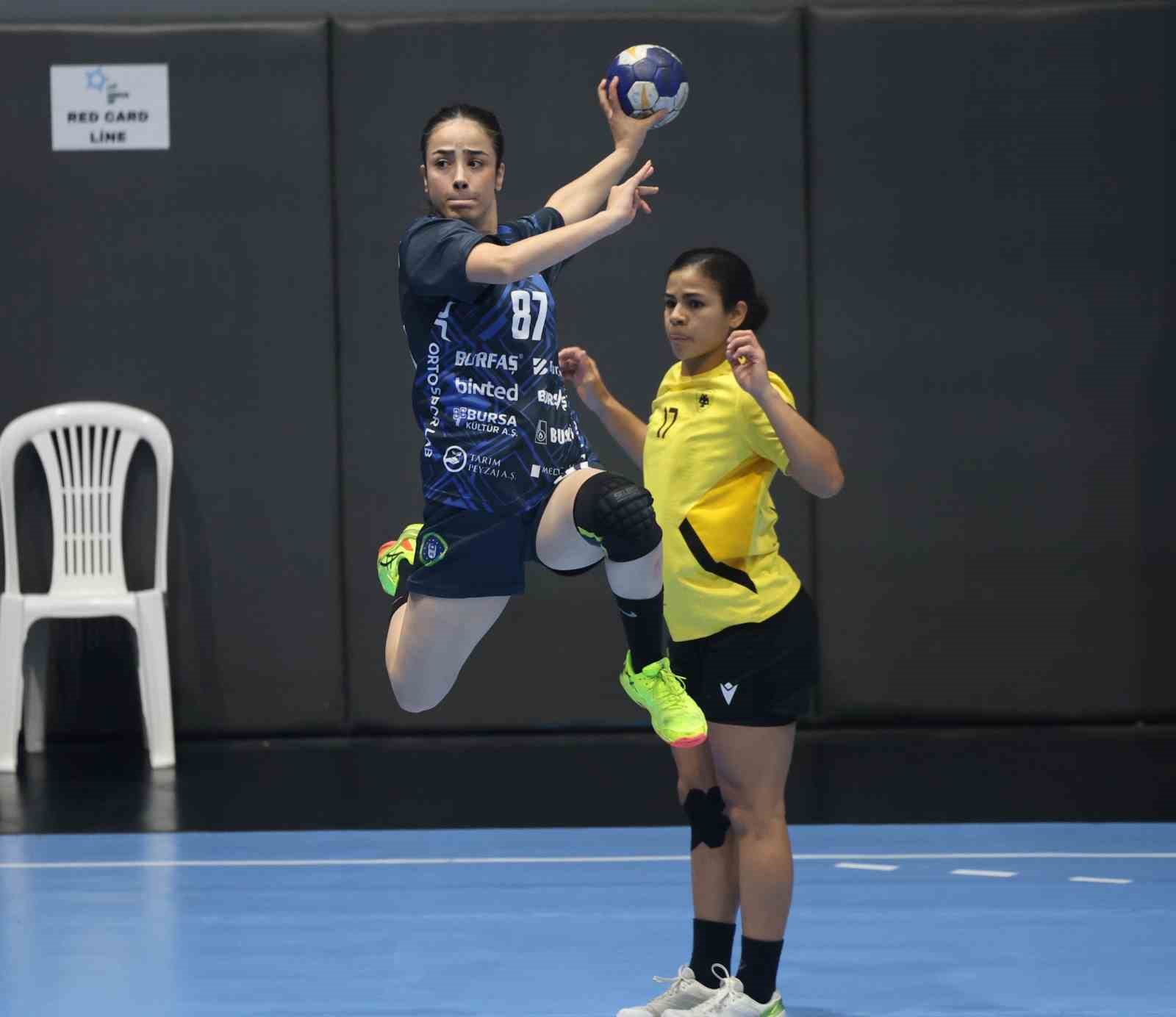 B&uuml;y&uuml;kşehir Belediyespor, Ehf Avrupa Kupası&rsquo;nda tur kapısını araladı
