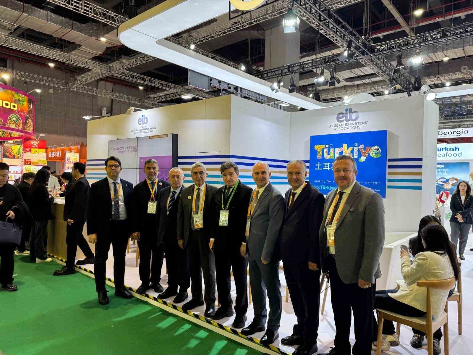 Denizlili sanayiciler Çin Uluslararası İthalat Fuarını ziyaret etti