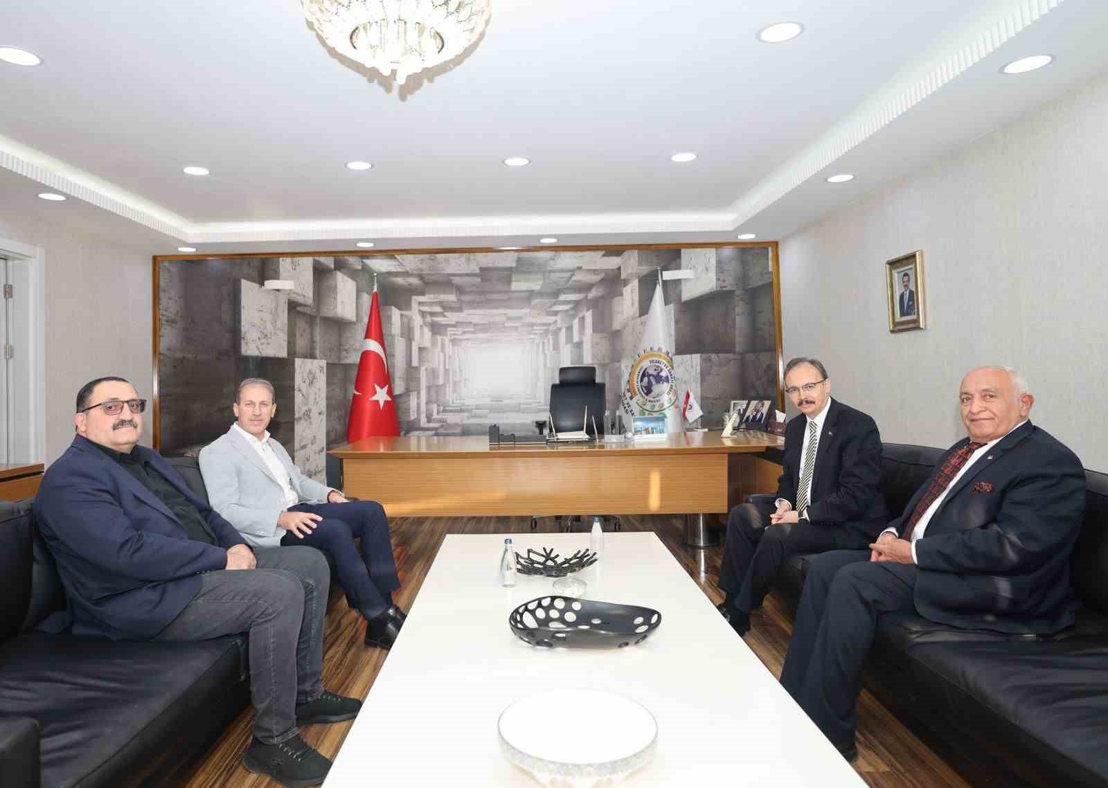 Vali Kızılkaya, Siirt Ticaret ve Sanayi Odası yönetimiyle bir araya geldi