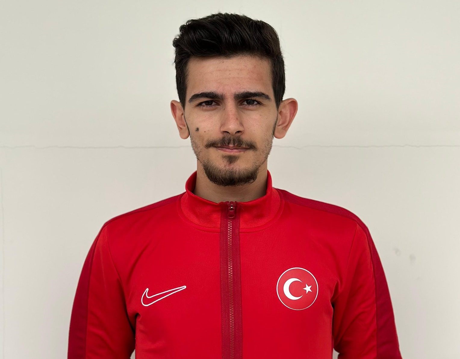 Erzincanlı milli sporcu Afal’dan Türkiye rekoru