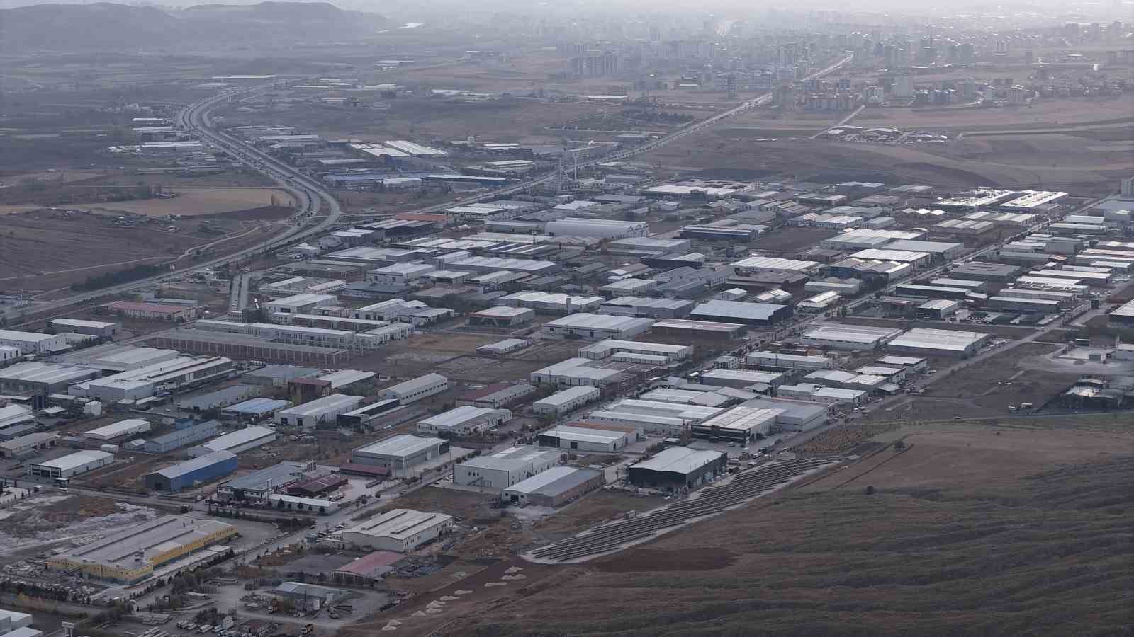 OSB’nin enerji ihtiyacının yüzde 30’u güneşten karşılanıyor