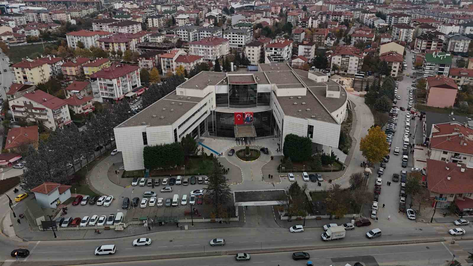 Uzmanından ’Deli dana’ uyarısı
