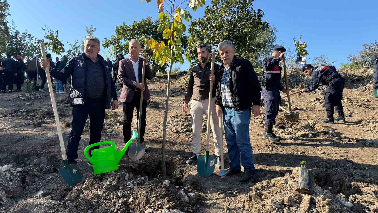 Zonguldak’ta fidan diktiler
