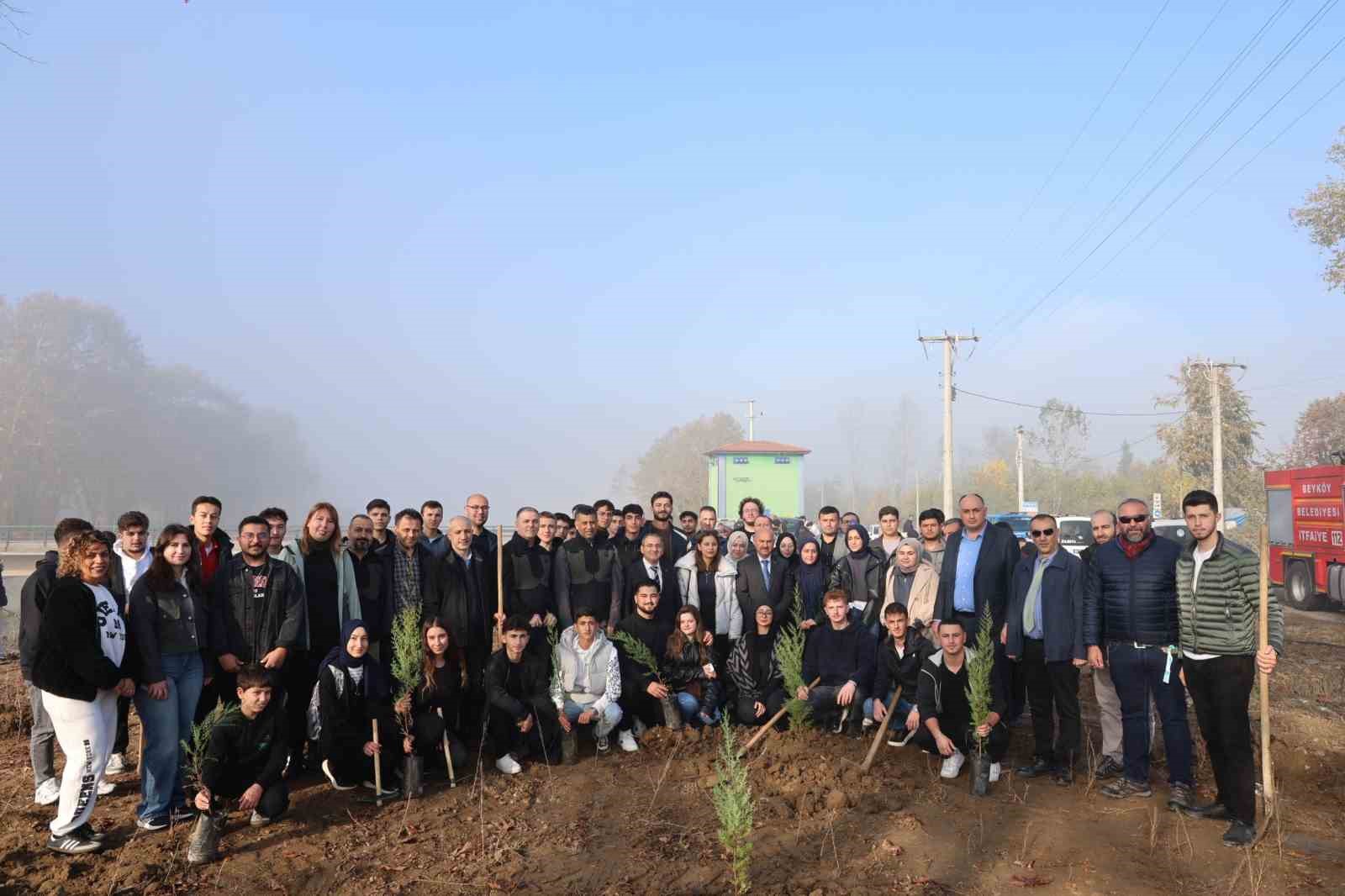 D&uuml;zce &Uuml;niversitesi&rsquo;nden yeşil vatan i&ccedil;in ağa&ccedil;landırma seferberliği
