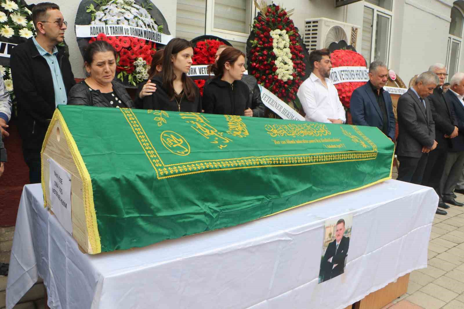 Veteriner Hekimler Odası Başkanı K&ouml;se i&ccedil;in Adana&rsquo;da t&ouml;ren d&uuml;zenlendi
