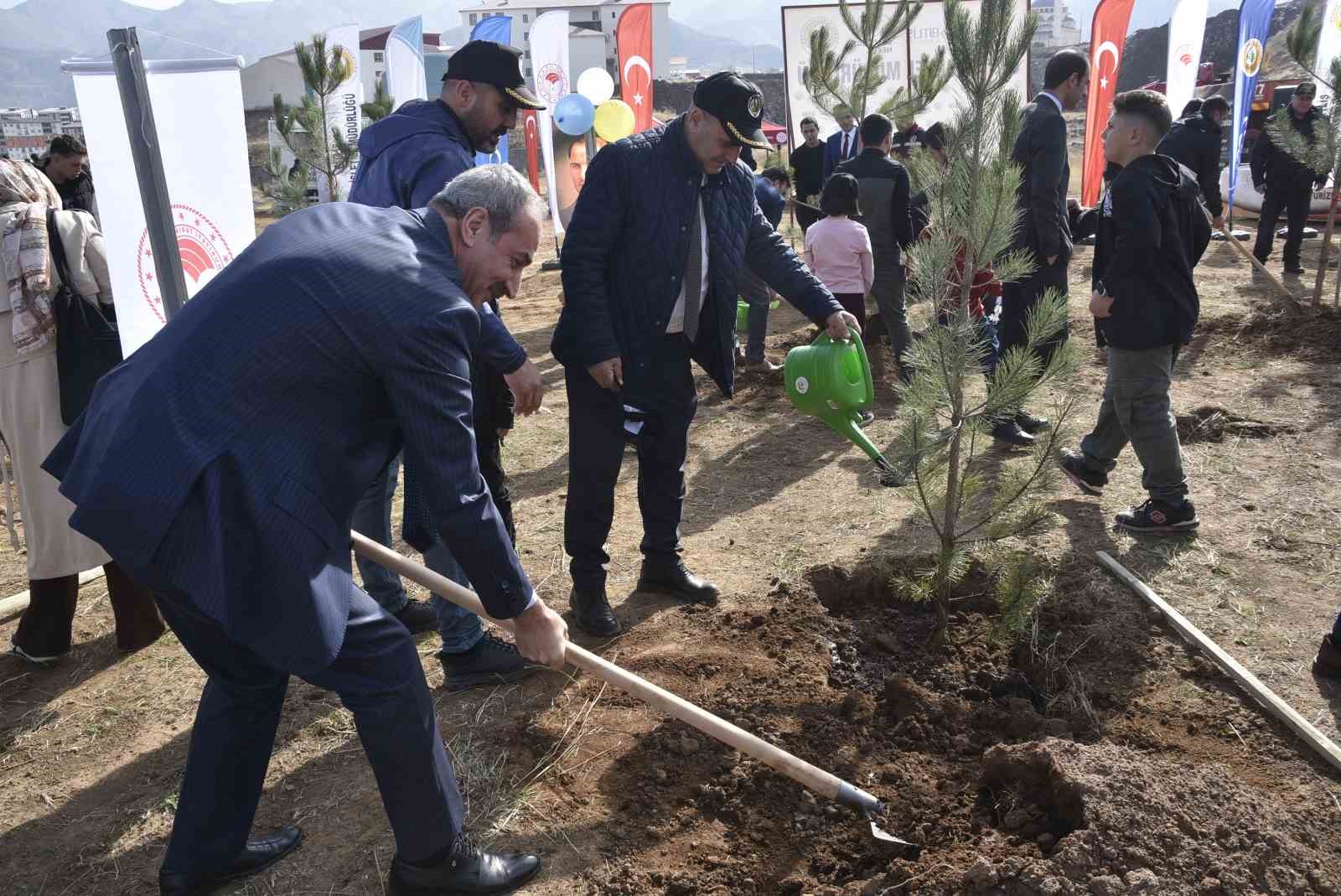 Bitlis’te milli ağaçlandırma seferberliği