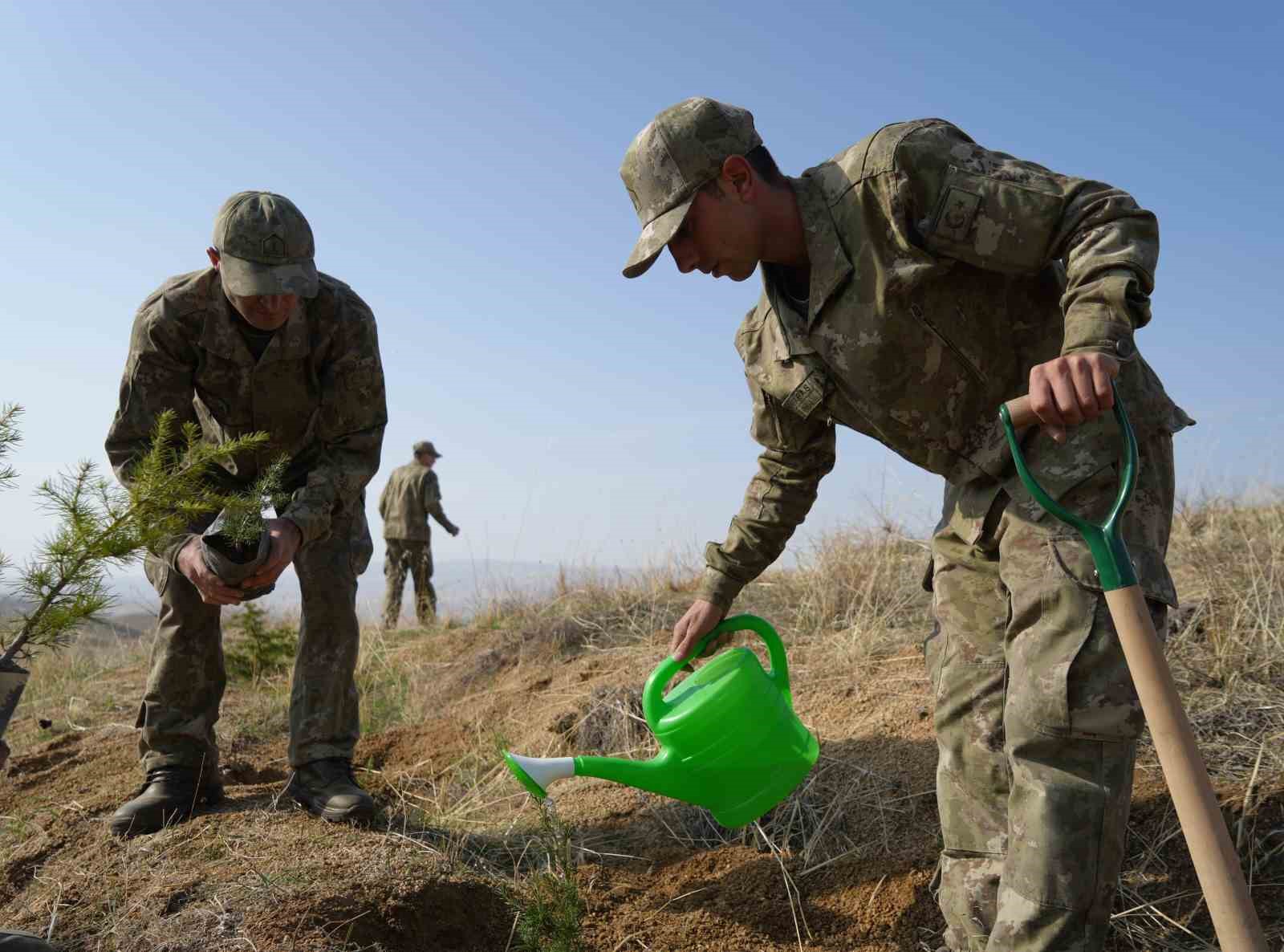 Kırıkkale’de binlerce fidan toprakla buluşturuldu