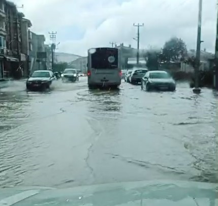 Muğla&rsquo;da sağanak ve dolu yağışı etkili oldu
