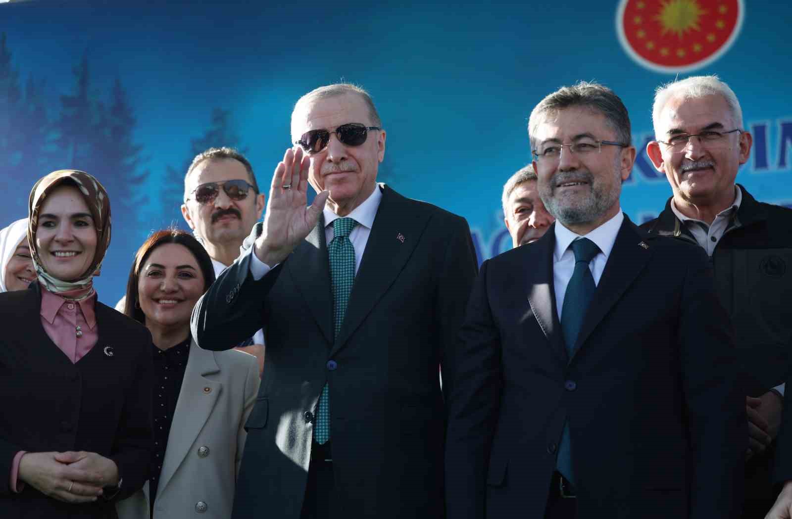 Cumhurbaşkanı Erdoğan: "Son 23 yılda 7 bu&ccedil;uk milyar fidan ve tohumu toprakla buluşturduk"
