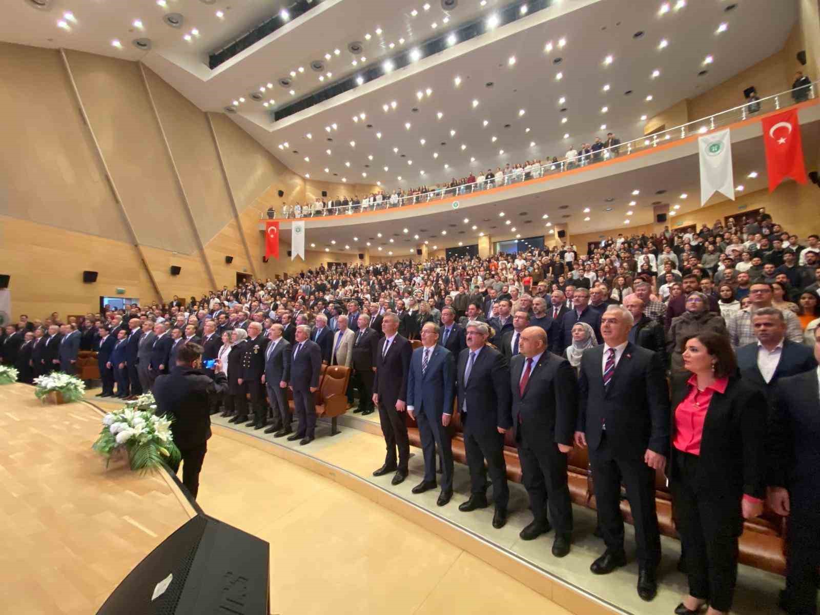 Bakan Kacır: "Ekonomik değere dönüştürülmesini sağlayacak platformları hayata geçireceğiz"
