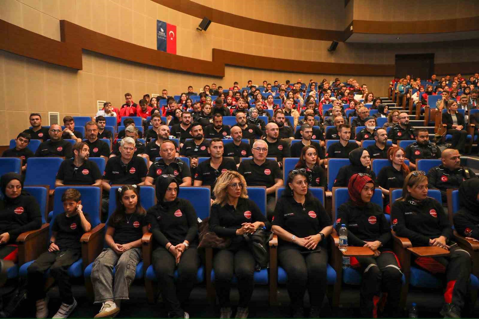 Başkan Özlü "Düzce’de kentsel dönüşümde 8 bölge belirledik"