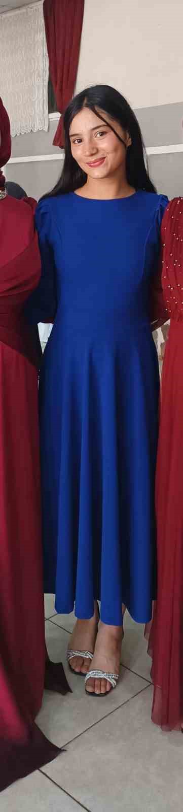 Ağrı’da ayçiçeği tarlasında feci kaza: 14 yaşındaki Nursefa hayatını kaybetti
