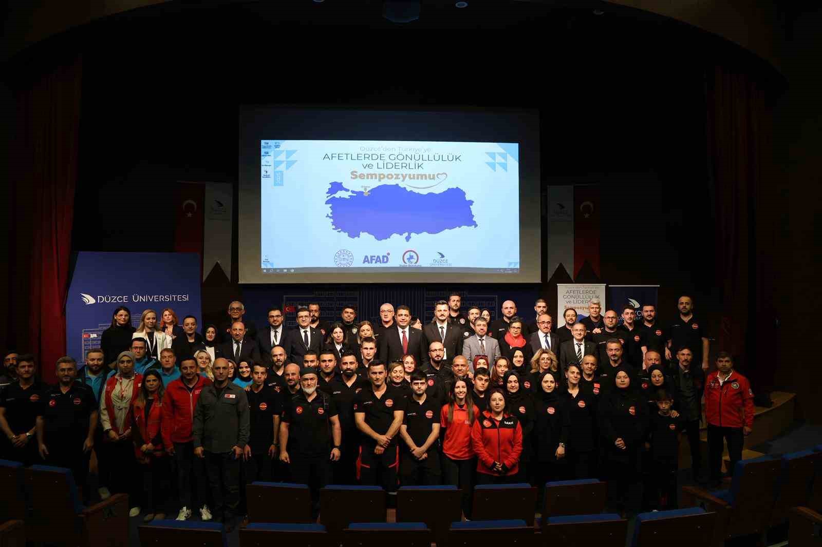 Vali Aslan "Gönüllülük sorumluluktur"