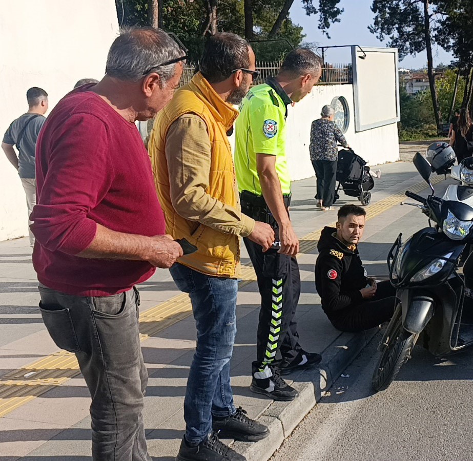 Minibüse çarpmamak için motosikleti devirdi: 1 yaralı