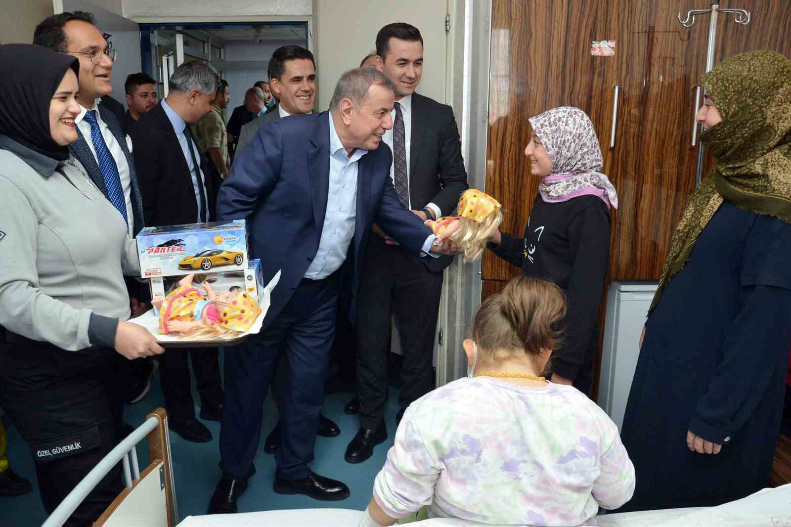 Mardin’de hastanede tedavi gören çocuklara etkinlik düzenlendi