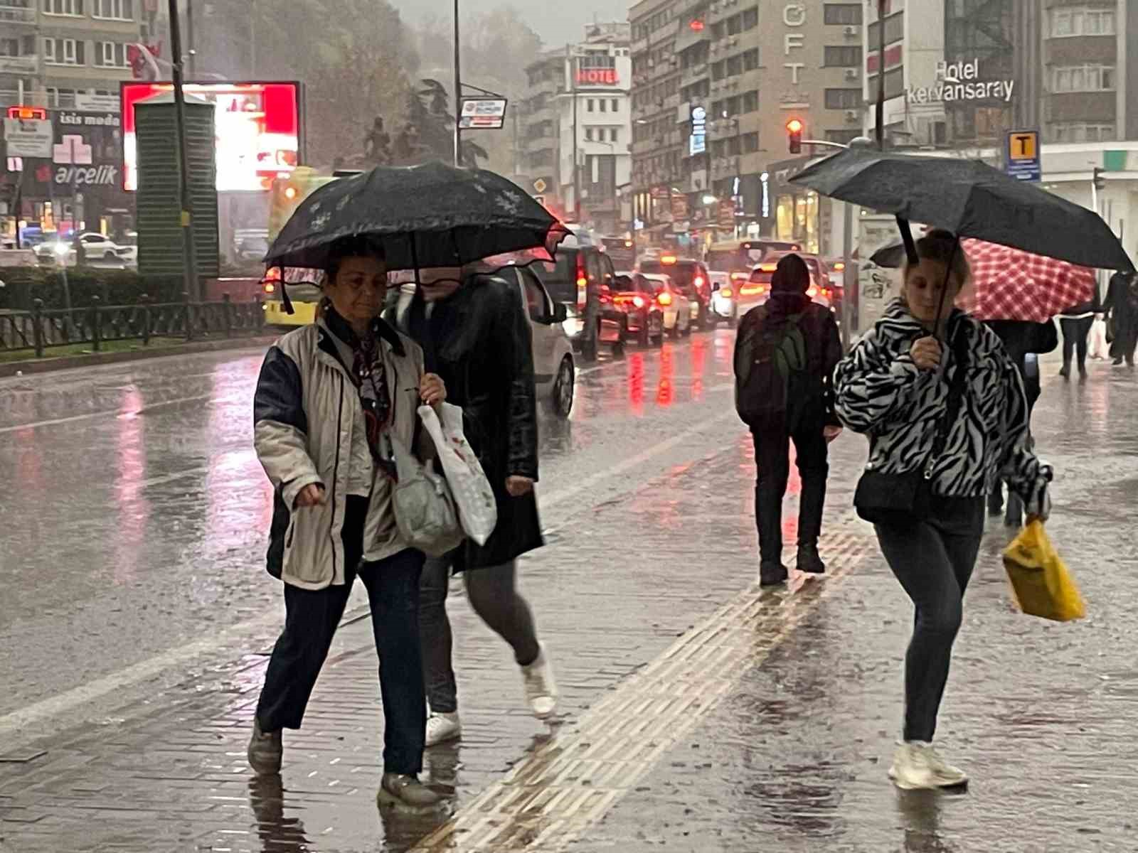 Balıkesir’de ekim yağışında 100 katlık artış