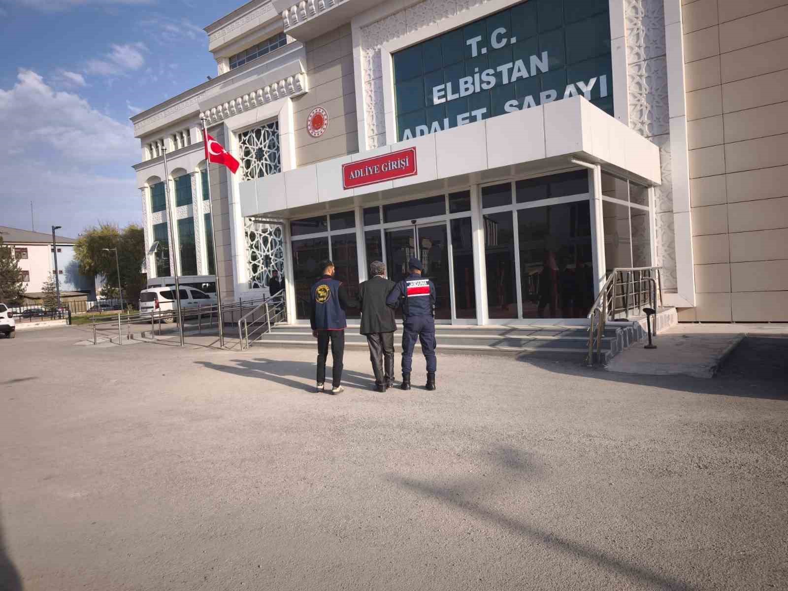 Kardeşini öldürüp bir kişiyi yaralamıştı, 22 yıl sonra yakalandı
