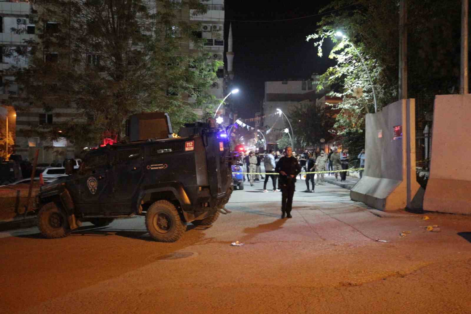 Cizre’de adliye önündeki silahlı saldırıda 1 kişi hayatını kaybetti
