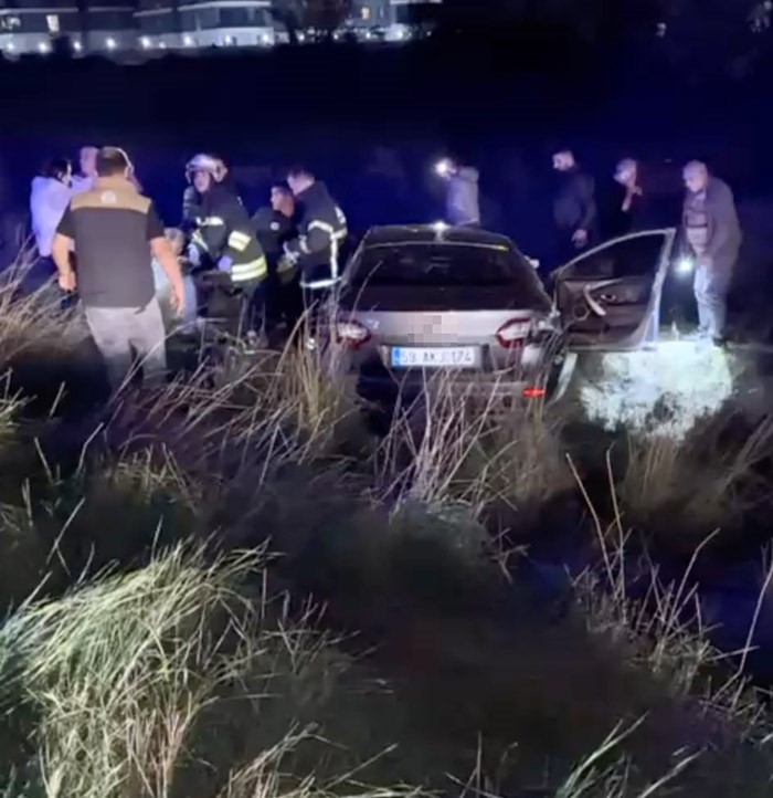 Tekirdağ’da otomobil şarampole yuvarlandı: 1 ölü, 1 yaralı