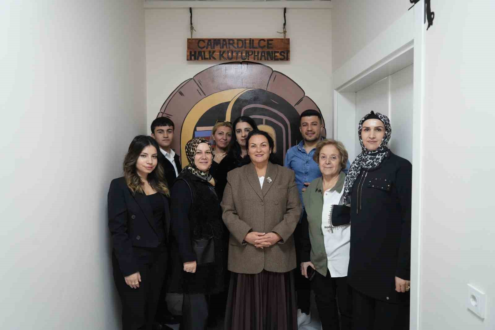 Yenilenen kütüphane çocukların renkli dünyası oldu