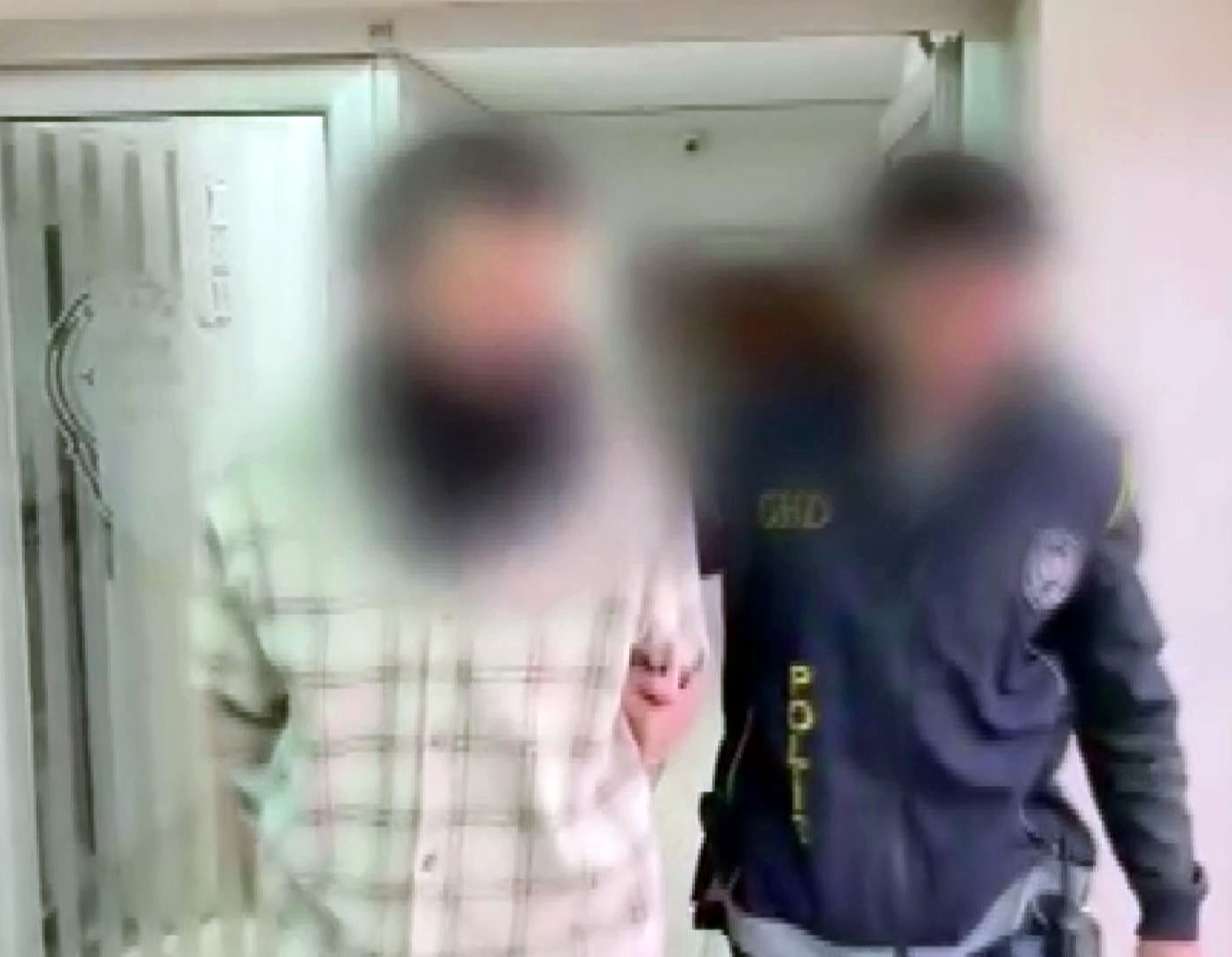 D-100’de durdurulan minibüste Afganistan uyruklu 7 düzensiz göçmen yakalandı